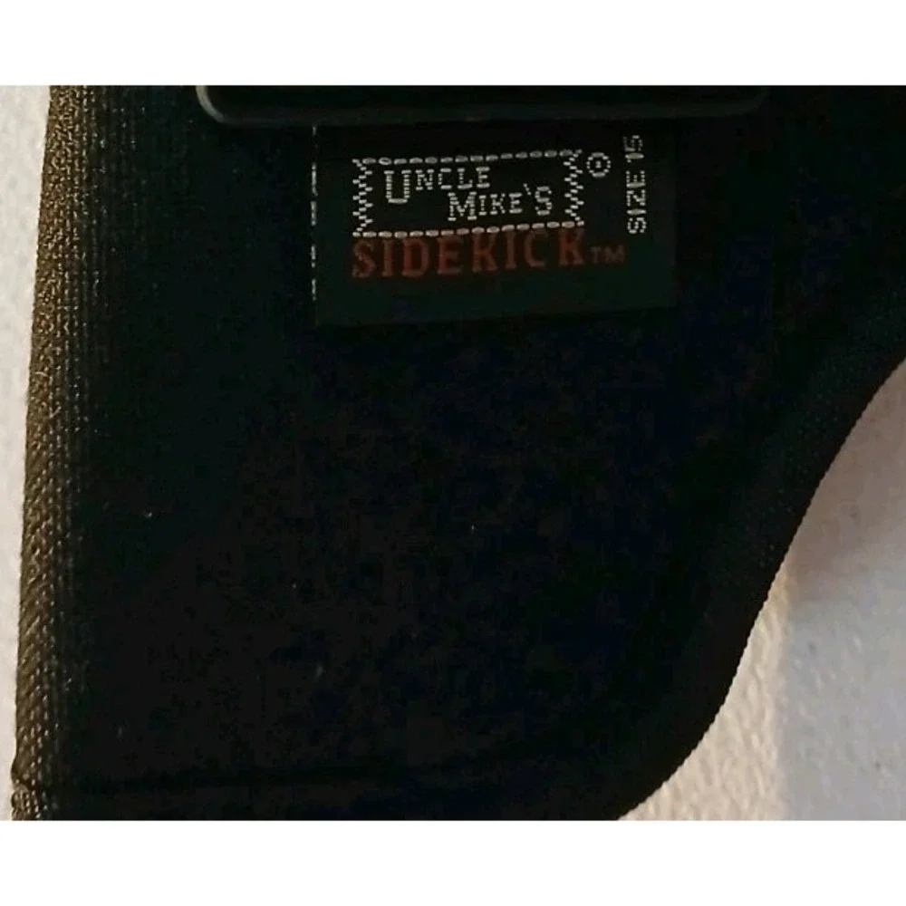 Uncle Mikes Sidekick Hip Holster  3.5'X4.5' Size 15/RH NR -Black Hawk Belt #1227